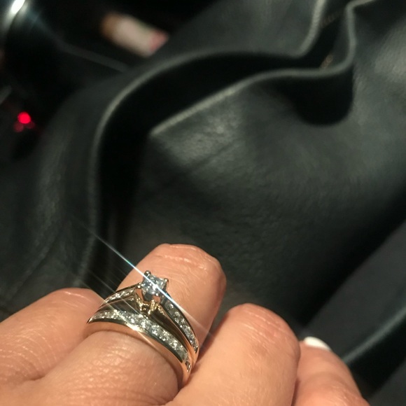 14k gold and diamond wedding set - Picture 4 of 4